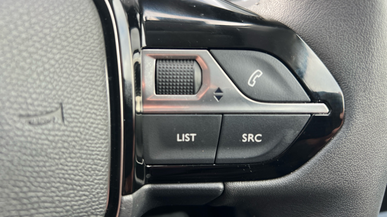 Peugeot 208 1.2 PureTech 100 Allure Premium + 5dr Petrol Hatchback